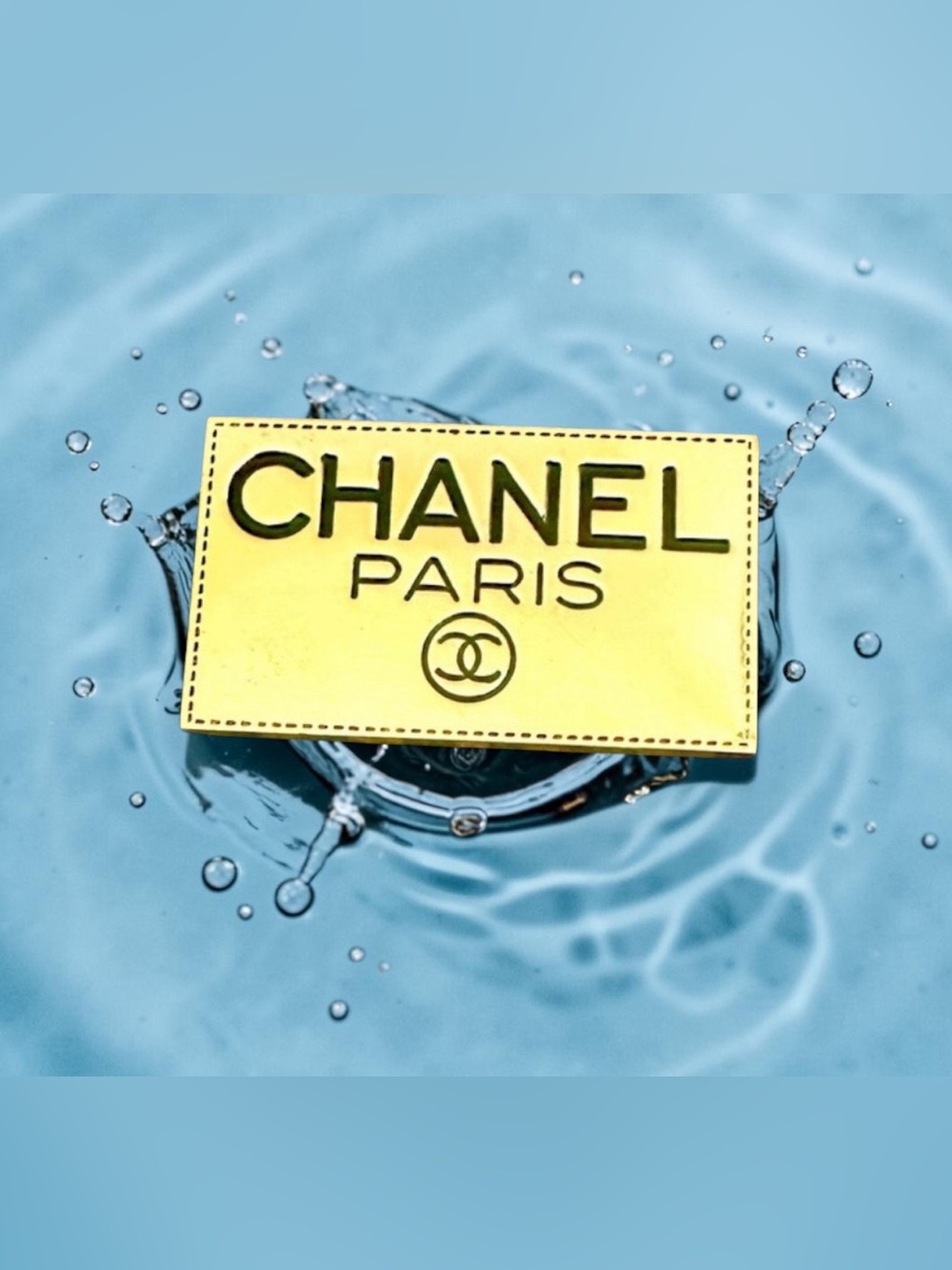 CHANEL Brooch